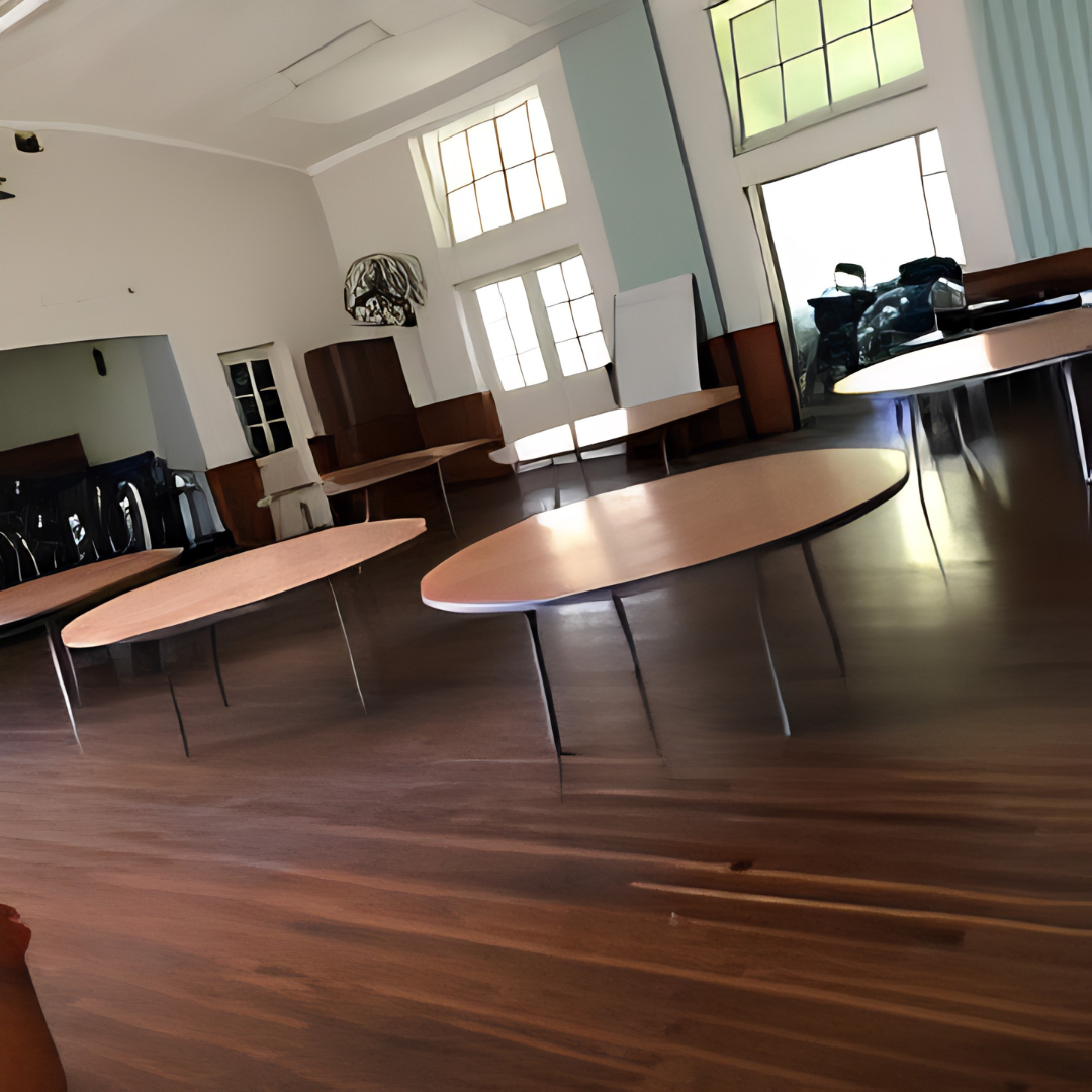 Round Banquet Table - Image 2